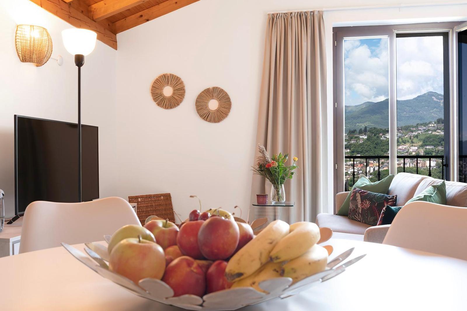 Suite With View - Free Parking - Appartamento Aurora Lugano Luaran gambar